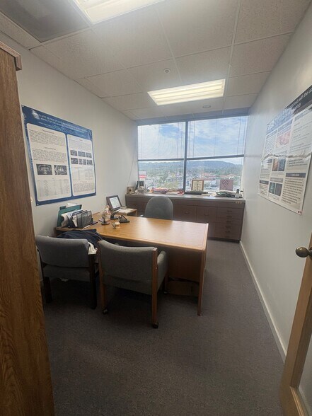 More Photos Of 5567 Reseda Blvd, Tarzana Medical For Sale