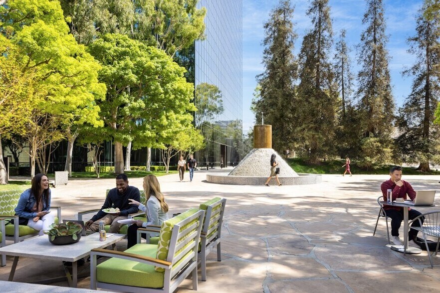 More Photos Of 675 Anton Blvd, Costa Mesa Office For Lease