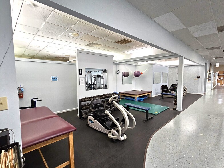 More Photos Of 1006 Broad, Oriental Rehabilitation Center For Sale