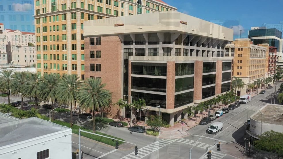 Primary Photo Of 2555 Ponce de Leon Blvd, Coral Gables Office For Lease