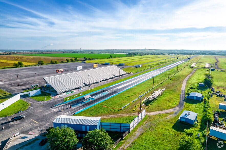 More Photos Of 3641 S Santa Clara Rd, Marion Freestanding For Sale