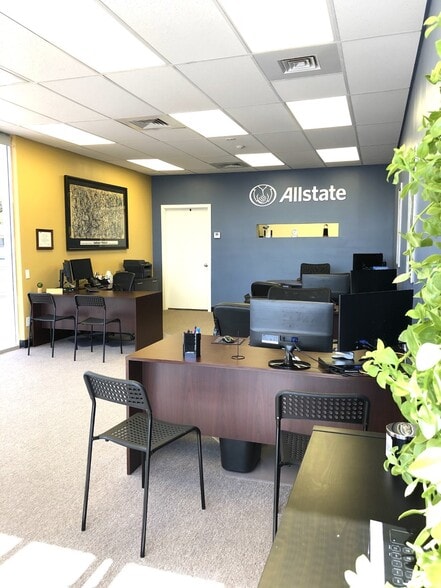 More Photos Of 2240 N Scottsdale Rd, Tempe General Retail For Lease