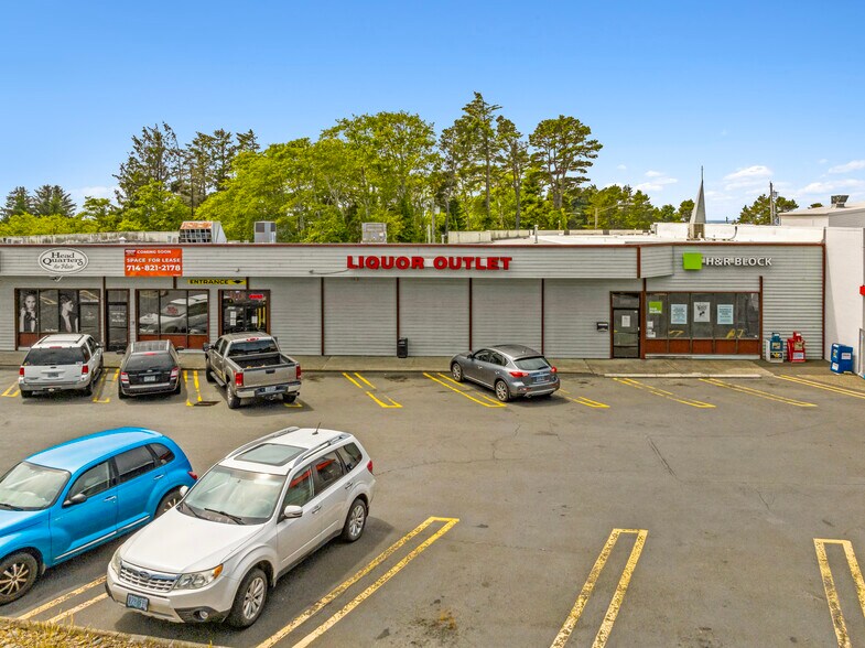More Photos Of 2401-2429 NW Highway 101, Lincoln City General Retail For Sale