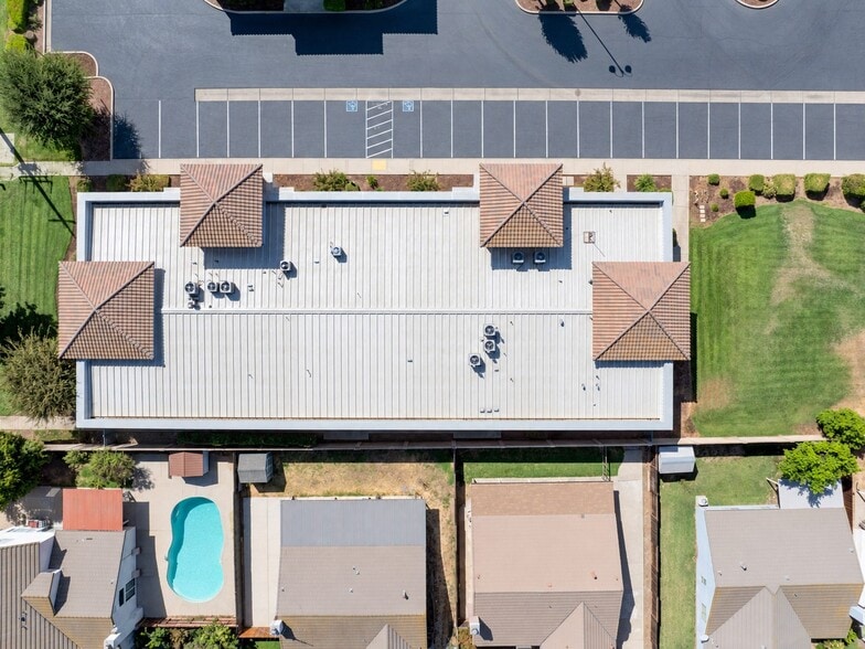 More Photos Of 139 W El Portal Dr, Merced Office For Lease