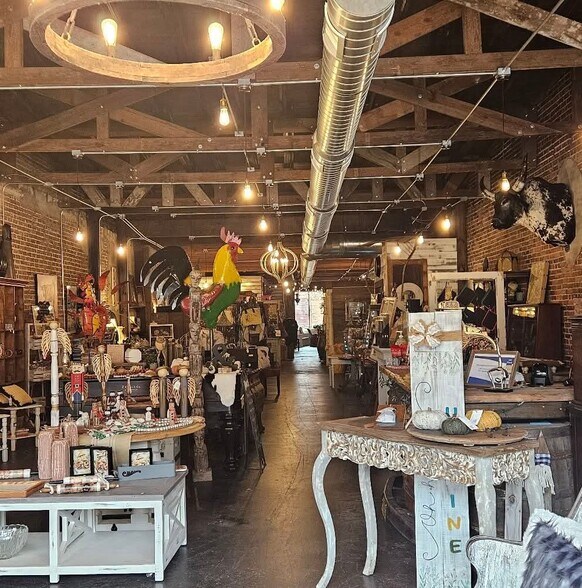 More Photos Of 119 S 3rd St, Smithfield Storefront For Lease