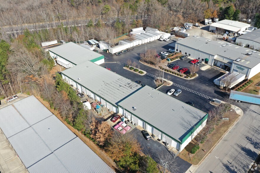 More Photos Of 1900 AL Boat Dr, Raleigh Flex For Lease