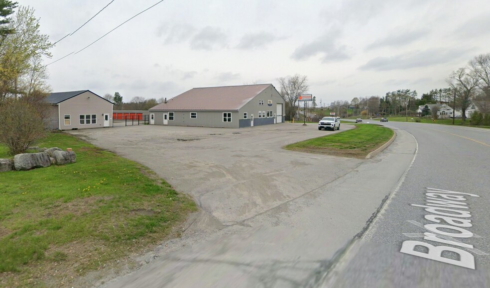 More Photos Of 1670 Broadway, Bangor Warehouse For Lease