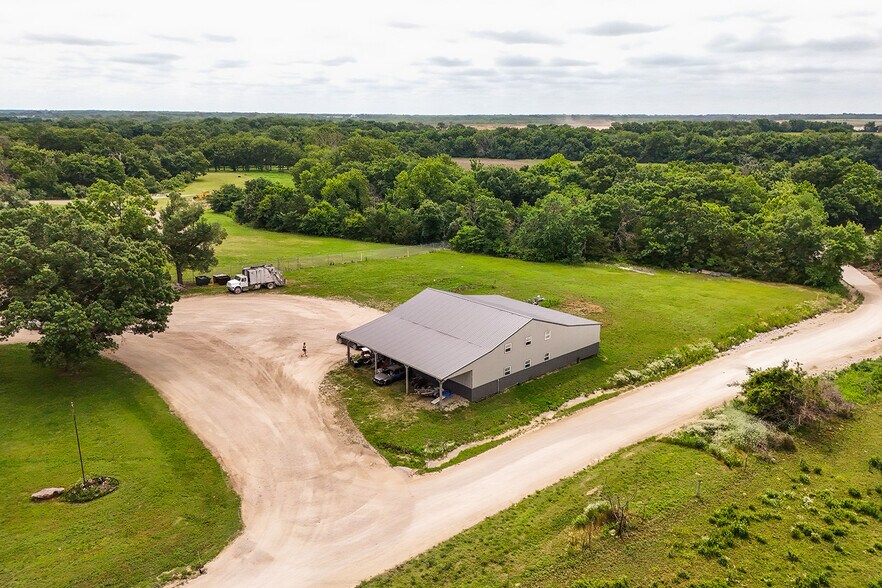 More Photos Of 1663 Georgia Rd, Humboldt Specialty For Sale