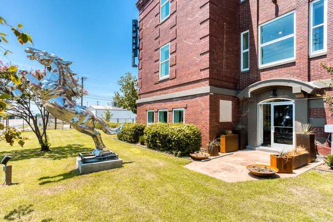More Photos Of 1403 Corinth Rd, Dallas Apartments For Sale