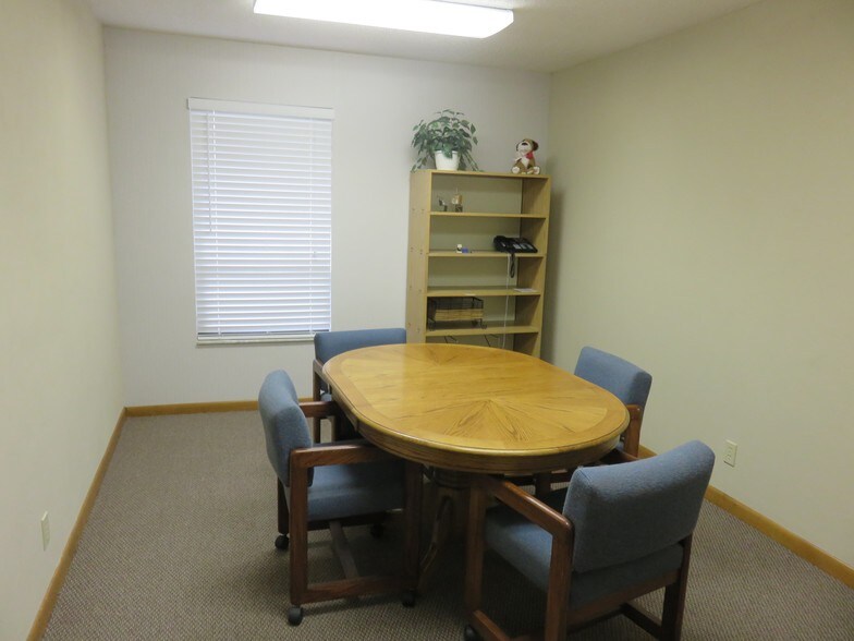 More Photos Of 1326 S Ridgewood Ave, Daytona Beach Office For Lease
