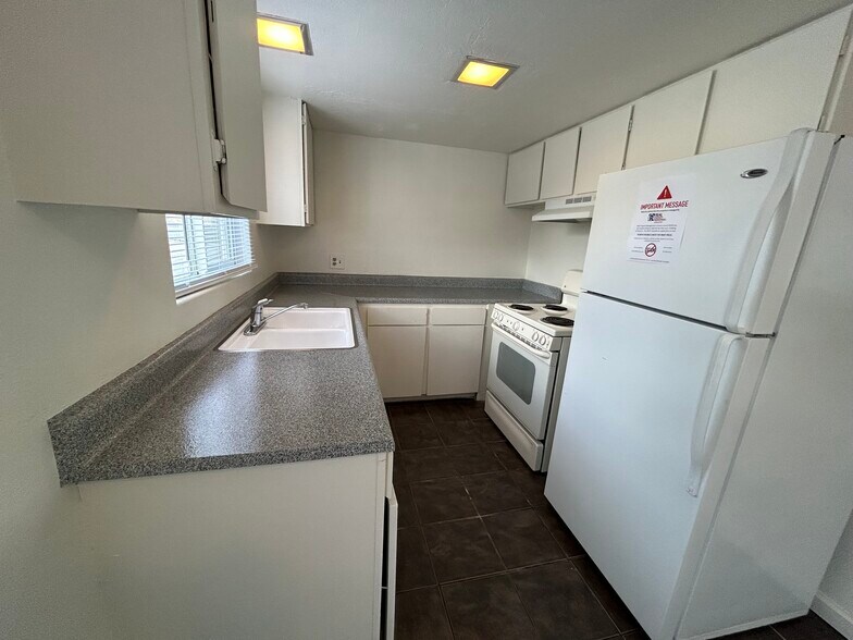 More Photos Of 2440 Sutro St, Reno Apartments For Sale