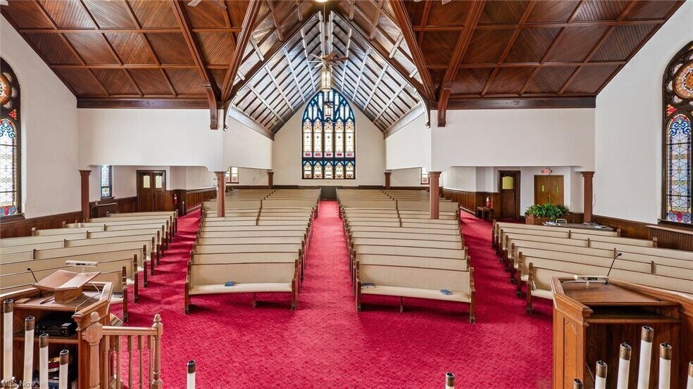 More Photos Of 130 N 7th St, Cambridge Religious Facility For Sale