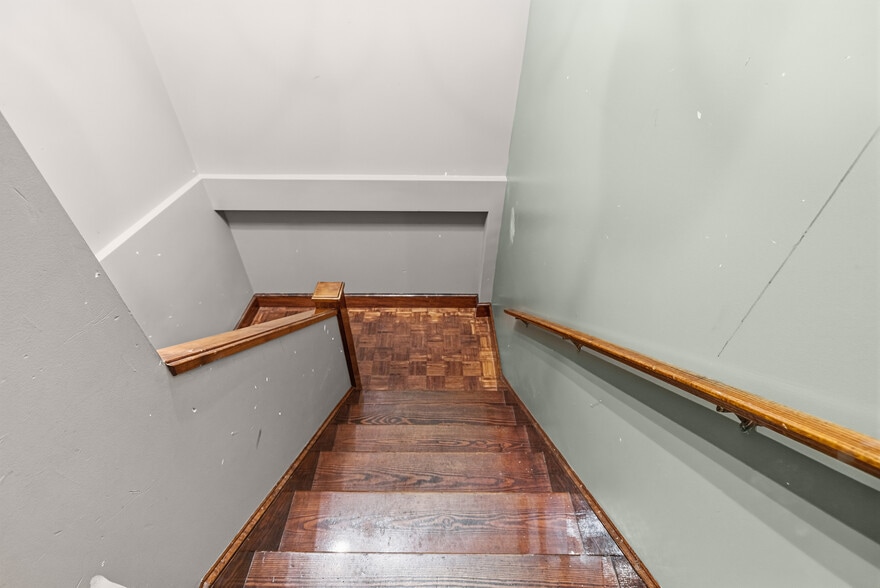 More Photos Of 159 S Main St, Fall River General Retail For Sale