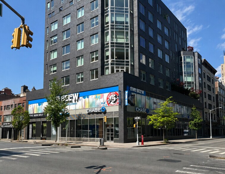 Primary Photo Of 611 6th Ave, New York Apartments For Lease