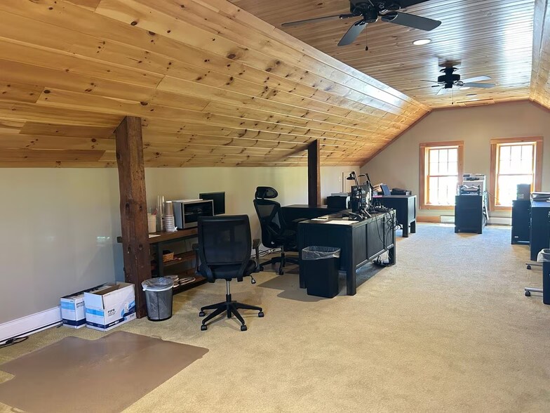 More Photos Of 244 Amesbury Rd, Kensington General Retail For Sale