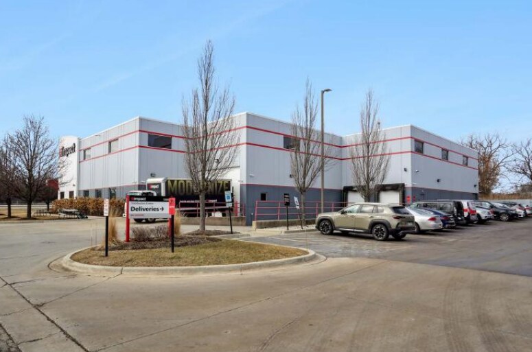 More Photos Of 13860 W Boulton Blvd, Lake Forest Warehouse For Sale