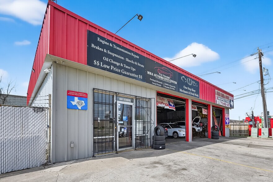 Primary Photo Of 10090 S Gessner, Houston General Retail For Sale