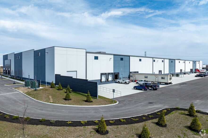 More Photos Of 6777 Crosby Ct, Dublin Distribution For Lease