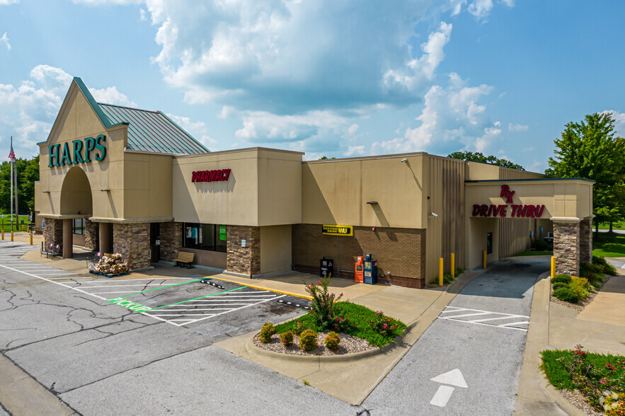 Primary Photo Of 201 Highway 412 W, Siloam Springs Supermarket For Sale