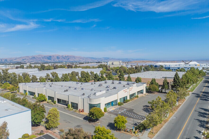 More Photos Of 37620 Filbert St, Newark Warehouse For Sale