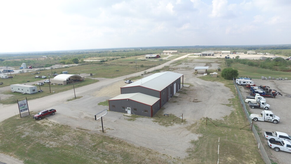 Primary Photo Of 2491 S State Highway 16, Jourdanton Warehouse For Lease