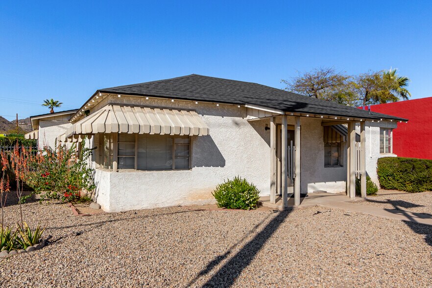 More Photos Of 20 W Dunlap Rd, Phoenix Veterinarian Kennel For Sale