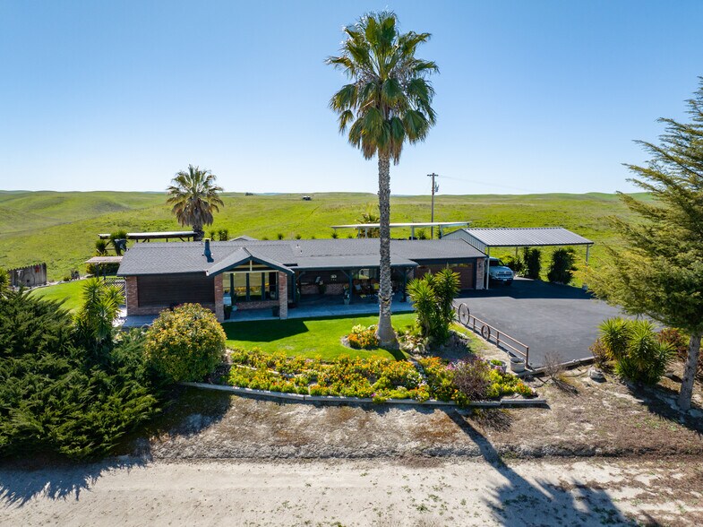 More Photos Of 2500 E Highway 41, Shandon Land For Sale