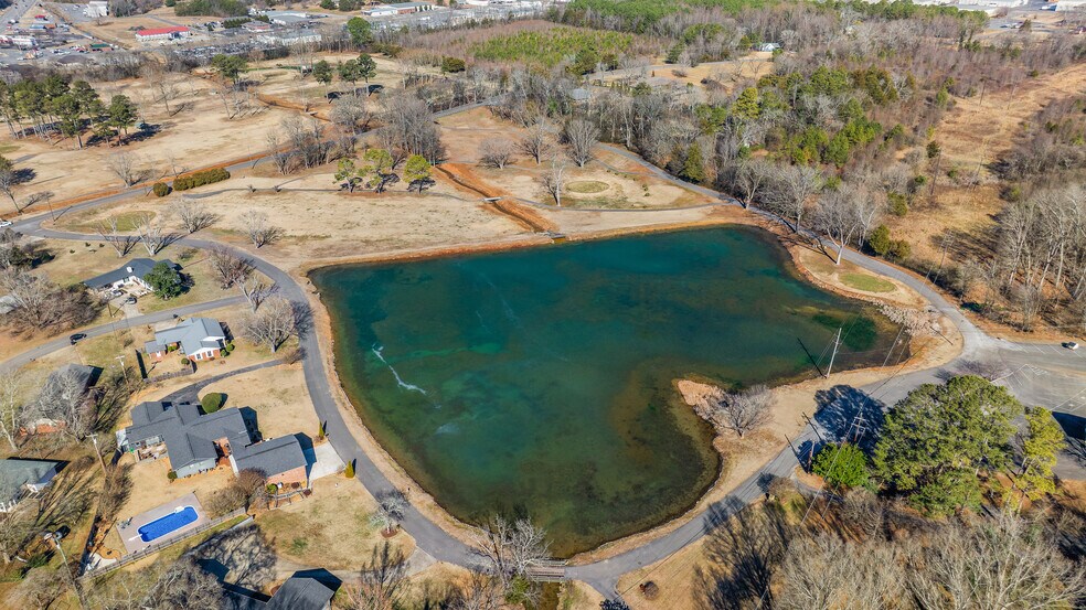 More Photos Of 502 Crystal Lake Dr NE, Fort Payne Golf Course Driving Range For Sale