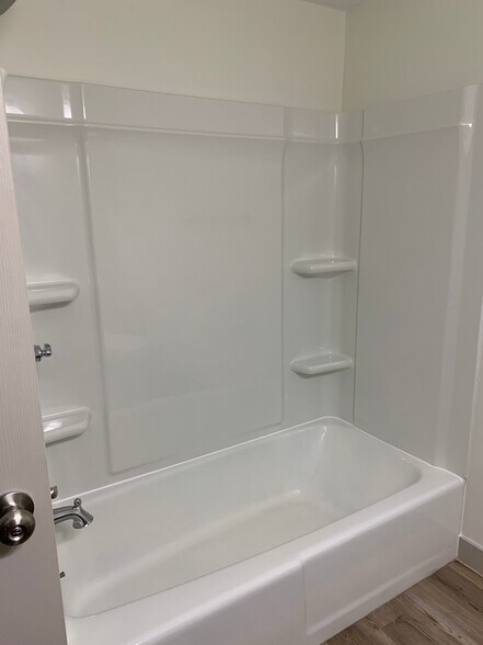 More Photos Of 326 W Kenwood Dr, Bloomington Apartments For Sale