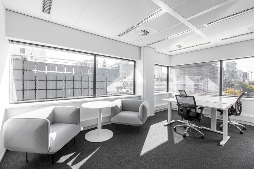 More Photos Of 200 Page Mill Rd, Palo Alto Coworking Space