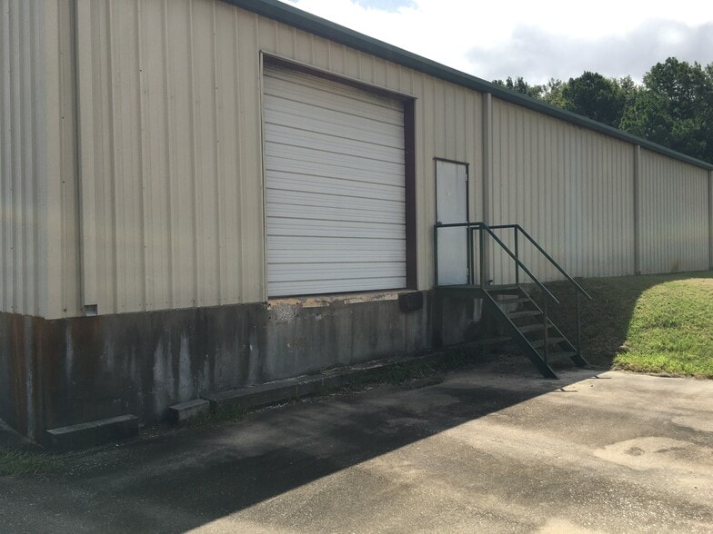 More Photos Of 427 S Glenwood Blvd, Tyler Warehouse For Sale