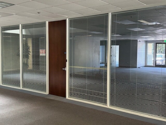 More Photos Of 10 Commercial Blvd, Novato Office For Lease