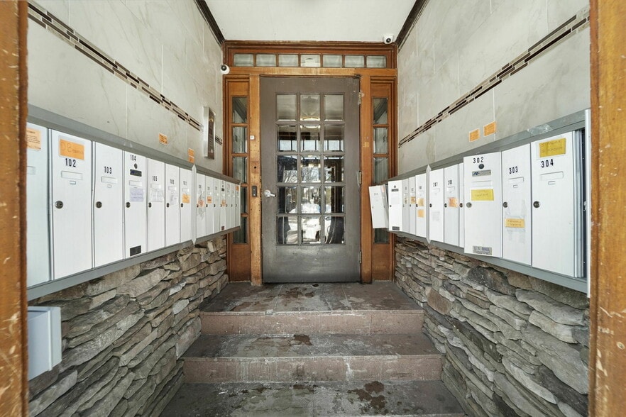 More Photos Of 1 Mather St, Binghamton Apartments For Sale