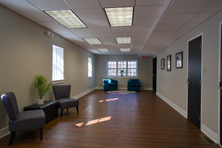 More Photos Of 824 Philadelphia Pike, Wilmington Office For Sale