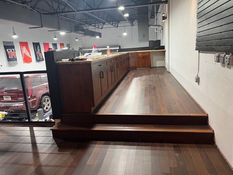 More Photos Of 1200 NE 15th St, Fort Lauderdale Warehouse For Sale