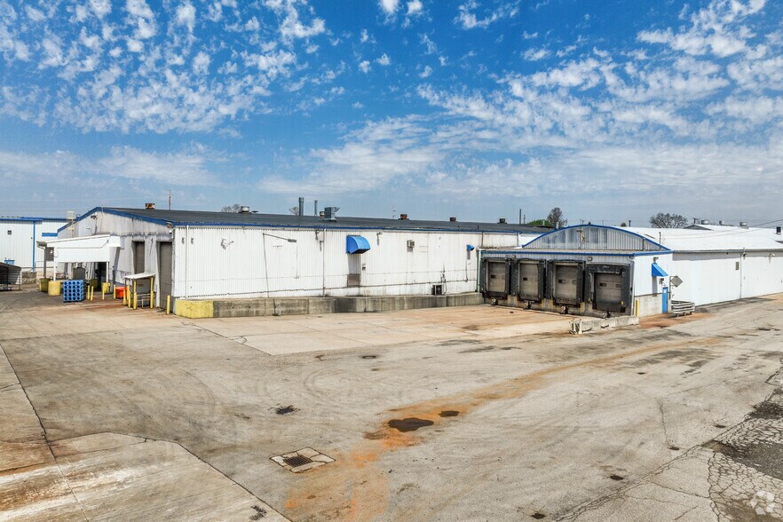More Photos Of 705 N Fayette St, Fayette Industrial For Sale