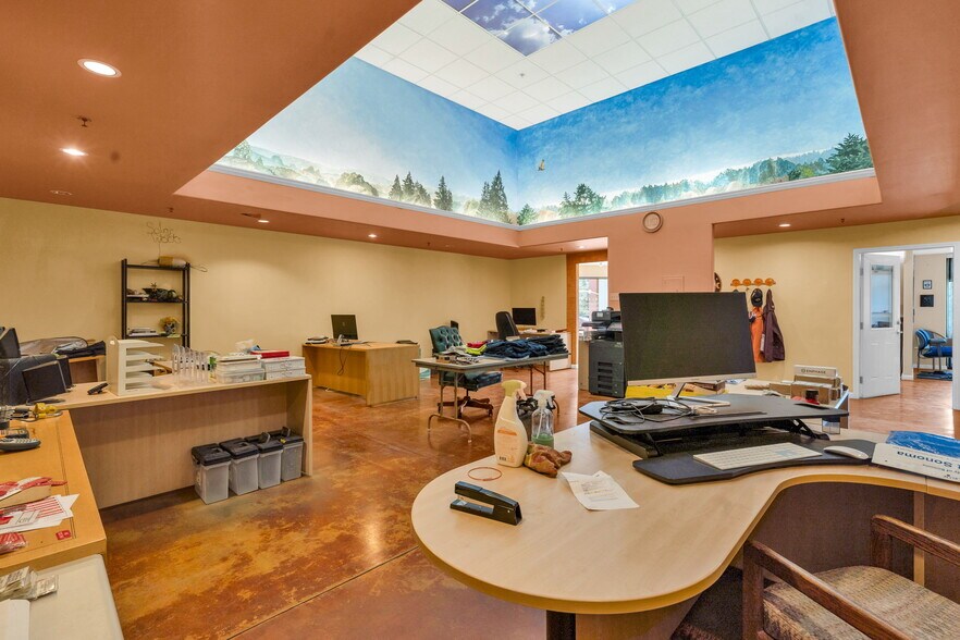 More Photos Of 390-400 Morris St, Sebastopol Warehouse For Sale