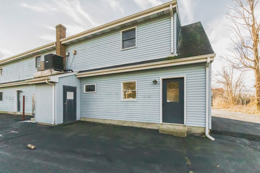 More Photos Of 34 Academy Hill Rd, Plainfield Office For Sale