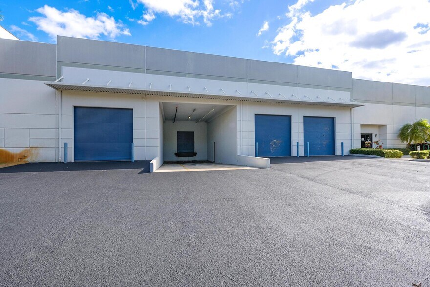 More Photos Of 1838 Park Ln S, Jupiter Warehouse For Sale