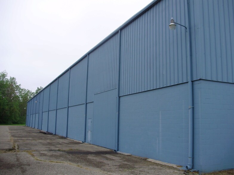 More Photos Of 69156 US 131, White Pigeon Warehouse For Lease