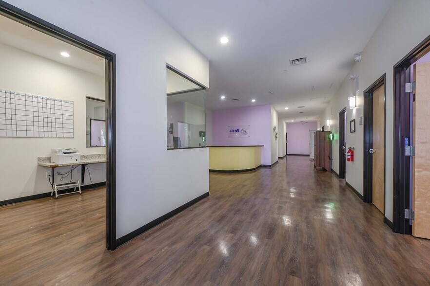 More Photos Of 1620 N 48th St, Phoenix Rehabilitation Center For Lease