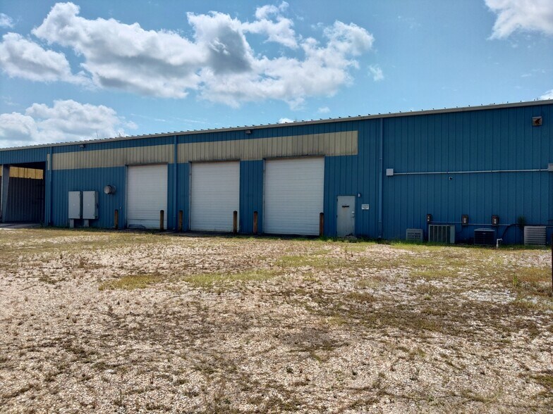 More Photos Of 4300 Highway 43, Mc Intosh Truck Terminal For Lease