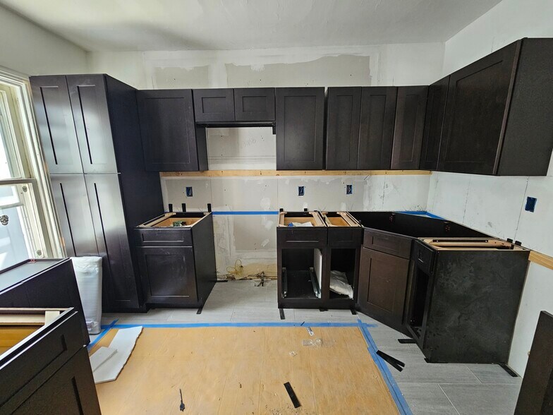 More Photos Of 960 W Hamilton St, Allentown Storefront Retail Residential For Sale