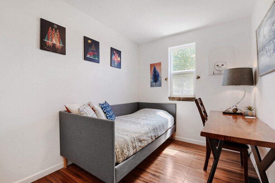 More Photos Of 301 4th St., Frederick Apartments For Sale