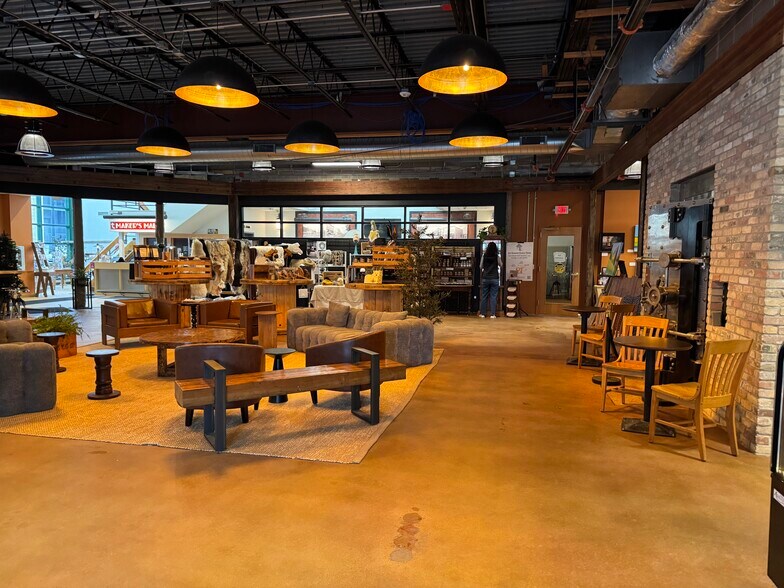 More Photos Of 100 S 1st St, Mount Horeb Office For Sale