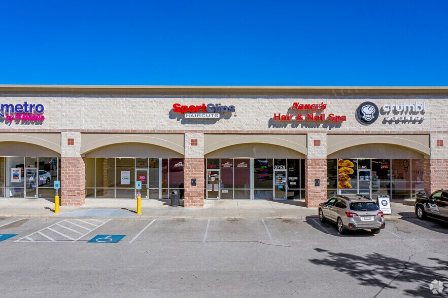 More Photos Of 11309-11323 Bandera Rd, San Antonio Unknown For Lease