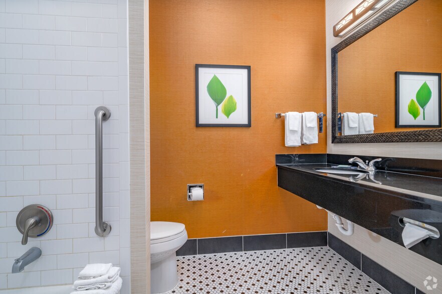 More Photos Of 4026 Wiseman Blvd, San Antonio Hotel For Sale