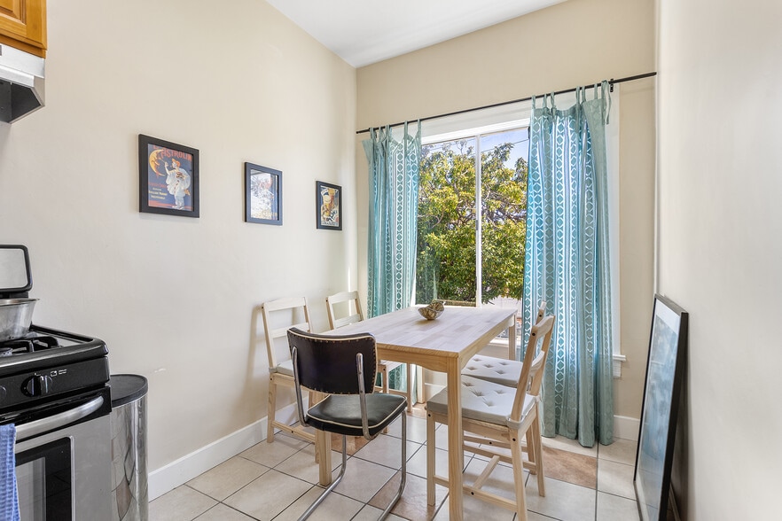 More Photos Of 1036 60th St, Emeryville Apartments For Sale