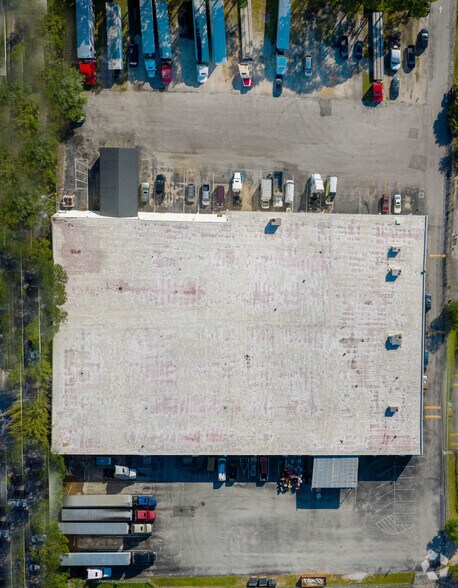 More Photos Of 5107 W University Blvd, Jacksonville Warehouse For Sale