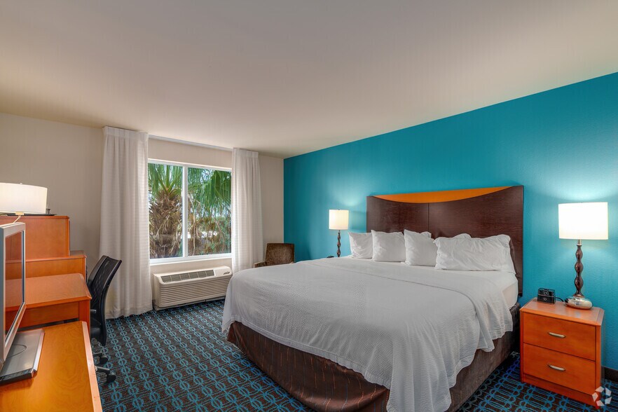 More Photos Of 4735 Helen Hauser Blvd, Titusville Hotel For Sale